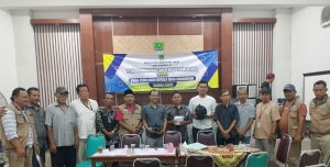Keterangan foto :Panitia Pilkades Sukamulya Kembalikan Dana Partisipasi Balon Rp75 Juta yang diterima para perwakilan Balon, Sabtu, 29/8/2026