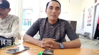 Keterangan foto : Ketua Panitia Pilkades Karangmukti, Hadi Khairrullah,
