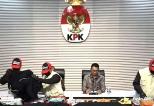 Keterangan foto: KPK Tetapkan Dirjen ATR/BPN dan Presdir Summarecon Tersangka Suap HGB Bogor, Sita Rp106,3 Miliar