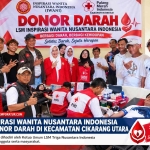 Keterangan foto : LSM Inspirasi Wanita Nusantara Indonesia Gelar Donor Darah di Kecamatan Cikarang Utara