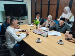 Keterangan foto : Ketua Komisi IV DPRD Kabupaten Bekasi, Martina Ningsih, memberikan dukungan penuh terhadap program Pelatihan Berbasis Keterampilan Angkatan I Tahun 2026 yang diinisiasi oleh Dinas Ketenagakerjaan (Disnaker) Kabupaten Bekasi.