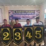 Keterangan foto : Penetapan dan pengambilan nomor urut calon Pilkades Sukadarma