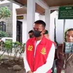 Keterangan foto : Diduga Peras Perusahaan Investasi Rp1,37 Miliar, Kades Parigimulya Subang Ditahan Kejaksaan