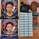 Keterangan foto : Ungkap Dugaan Peredaran Obat Keras, Sat Narkoba Polres Metro Bekasi Amankan Dua Pria di Telagamurni