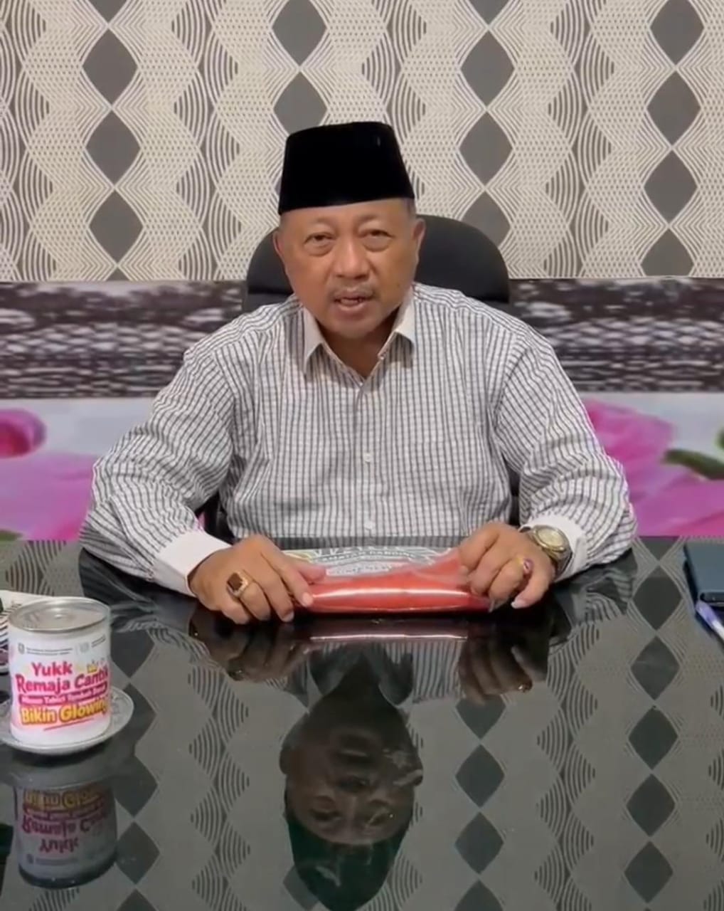 Keterangan foto : Ketua Paguyuban Camat Sumenep Dukung DPD. GANNAS Perkuat Gerakan Anti Narkoba hingga Pesantren dan Sekolah