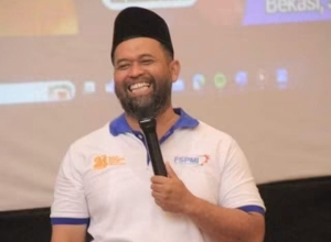 Keterangan foto : Aktivis Buruh sekaligus Kader Partai Buruh, Amir Mahfuzh,