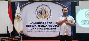 Keterangan foto : Ketua Umum Komunitas Peduli Kesejahteraan Buruh dan Masyarakat, Amir Mahfuzh