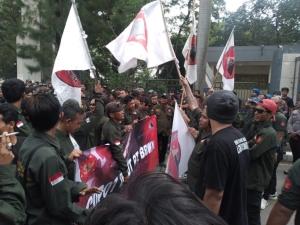 Keterangan foto : Hasil Penggeledahan KPK Jadi Bukti Tambahan, DPN LSM TRINUSA Siap Gelar Aksi  di Gedung Merah Putih 