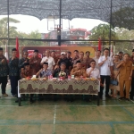 Keterangan foto : Forum Pembauran Kebangsaan (FPK) Kabupaten Bekasi menggelar kunjungan dan sosialisasi kepada Komunitas Nusa Tenggara Timur (NTT) Flobamora di Perumahan Cluster Cibiru, Lippo Cikarang, Desa Cibatu, Kecamatan Cikarang Selatan, Rabu (14/10/2026)